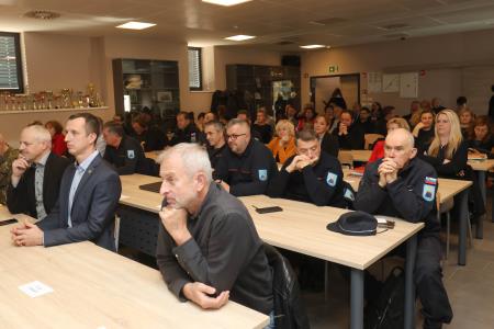 RAZŠIRJENA SEJA ŠTABA CIVILNE ZAŠČITE ZA NOTRANJSKO 18 FOTO LJUBO VUKELIČ